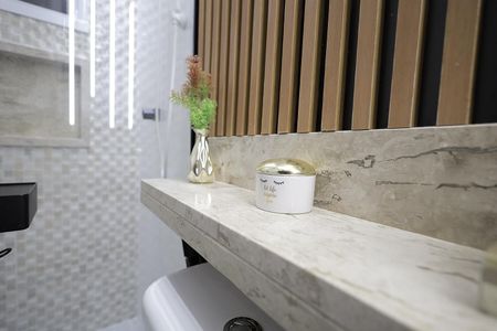 Apartamento à venda com 100m², 3 quartos e 2 vagas Apartamento à venda com 100m², 3 quartos e 2 vagasBanheiro