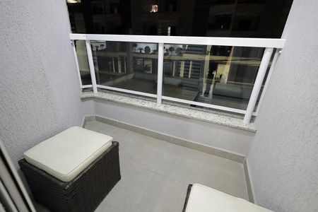 Apartamento à venda com 100m², 3 quartos e 2 vagas Apartamento à venda com 100m², 3 quartos e 2 vagasSacada