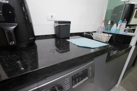 Apartamento à venda com 100m², 3 quartos e 2 vagas Apartamento à venda com 100m², 3 quartos e 2 vagasÁrea de Serviço