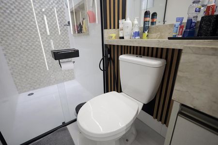 Apartamento à venda com 100m², 3 quartos e 2 vagas Apartamento à venda com 100m², 3 quartos e 2 vagasBanheiro Suíte