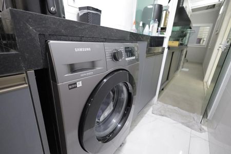 Apartamento à venda com 100m², 3 quartos e 2 vagas Apartamento à venda com 100m², 3 quartos e 2 vagasÁrea de Serviço