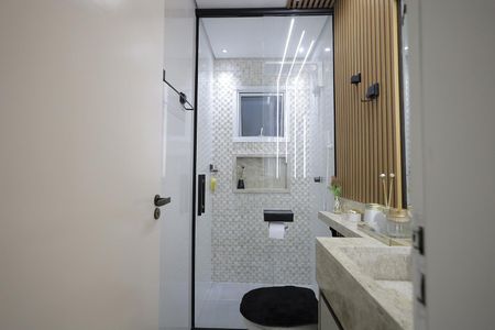 Apartamento à venda com 100m², 3 quartos e 2 vagas Apartamento à venda com 100m², 3 quartos e 2 vagasBanheiro