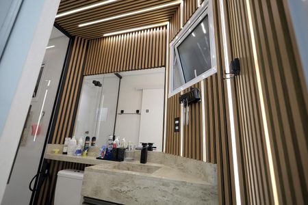 Apartamento à venda com 100m², 3 quartos e 2 vagas Apartamento à venda com 100m², 3 quartos e 2 vagasBanheiro Suíte