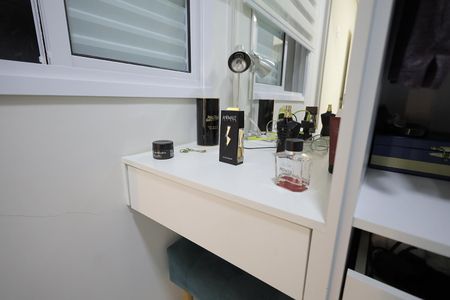 Apartamento à venda com 100m², 3 quartos e 2 vagas Apartamento à venda com 100m², 3 quartos e 2 vagasCloset Quarto 2