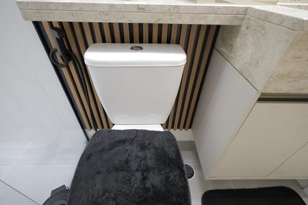 Apartamento à venda com 100m², 3 quartos e 2 vagas Apartamento à venda com 100m², 3 quartos e 2 vagasBanheiro