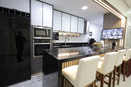 Apartamento à venda com 100m², 3 quartos e 2 vagas Apartamento à venda com 100m², 3 quartos e 2 vagasCozinha