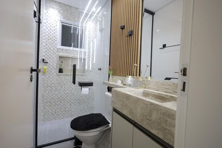 Apartamento à venda com 100m², 3 quartos e 2 vagas Apartamento à venda com 100m², 3 quartos e 2 vagasBanheiro