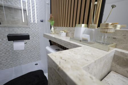 Apartamento à venda com 100m², 3 quartos e 2 vagas Apartamento à venda com 100m², 3 quartos e 2 vagasBanheiro