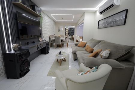 Apartamento à venda com 100m², 3 quartos e 2 vagas Apartamento à venda com 100m², 3 quartos e 2 vagasSala