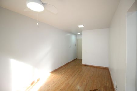 Apartamento para alugar com 60m², 2 quartos e sem vagaSala