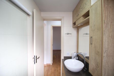 Apartamento para alugar com 60m², 2 quartos e sem vagaBanheiro