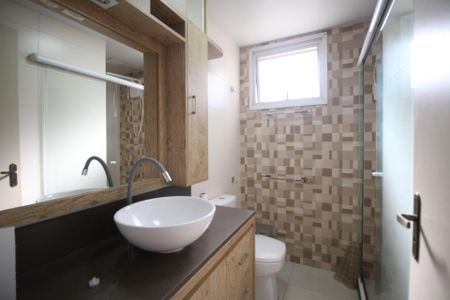 Apartamento para alugar com 60m², 2 quartos e sem vagaBanheiro