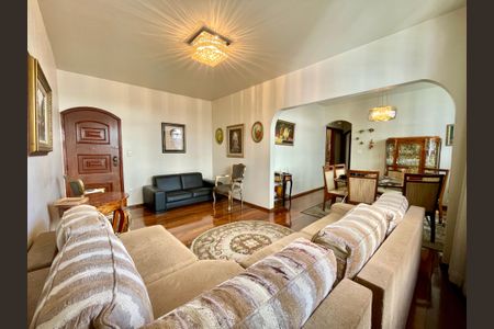 Apartamento à venda com 4 quartos, 180m² em Savassi, Belo Horizonte