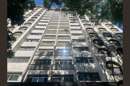Apartamento à venda com 180m², 4 quartos e 2 vagas