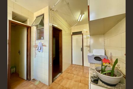 Apartamento à venda com 180m², 4 quartos e 2 vagas