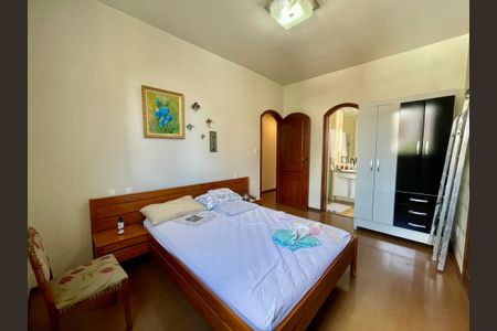 Apartamento à venda com 180m², 4 quartos e 2 vagas
