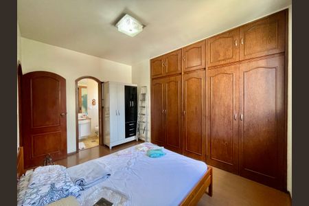 Apartamento à venda com 180m², 4 quartos e 2 vagas