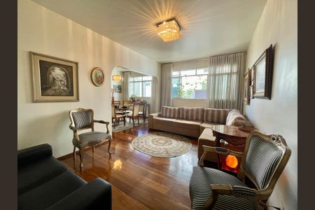 Apartamento à venda com 4 quartos, 180m² em Savassi, Belo Horizonte