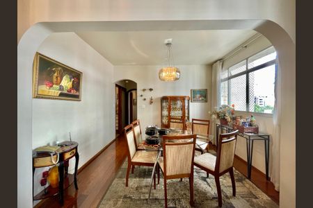 Apartamento à venda com 4 quartos, 180m² em Savassi, Belo Horizonte