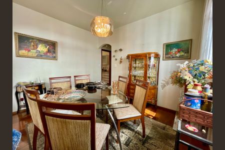 Apartamento à venda com 180m², 4 quartos e 2 vagas