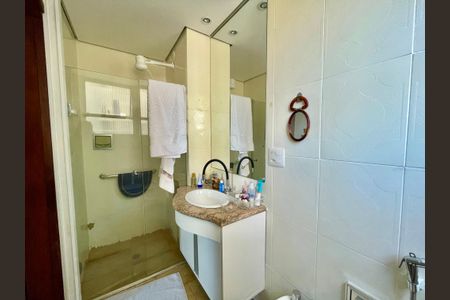 Apartamento à venda com 180m², 4 quartos e 2 vagas