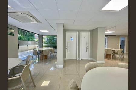 Apartamento à venda com 180m², 4 quartos e 2 vagas