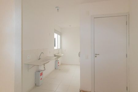 Apartamento para alugar com 42m², 2 quartos e 1 vaga Apartamento para alugar com 42m², 2 quartos e 1 vagaSala/Cozinha