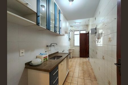 Apartamento à venda com 60m², 1 quarto e 1 vaga Apartamento à venda com 60m², 1 quarto e 1 vagaCozinha e Área de Serviço