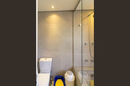 Apartamento à venda com 180m², 2 quartos e 2 vagasBanheiro Suíte 2