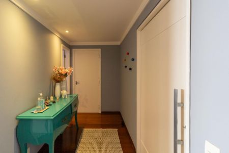 Apartamento à venda com 180m², 2 quartos e 2 vagasHall de distribuição