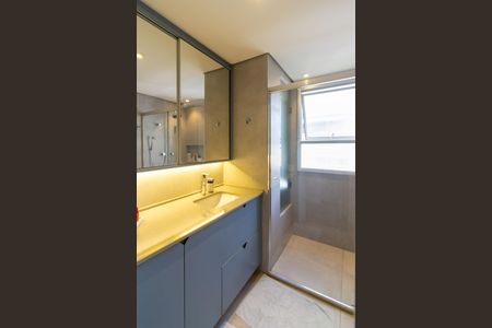 Apartamento à venda com 180m², 2 quartos e 2 vagasBanheiro Suíte 1
