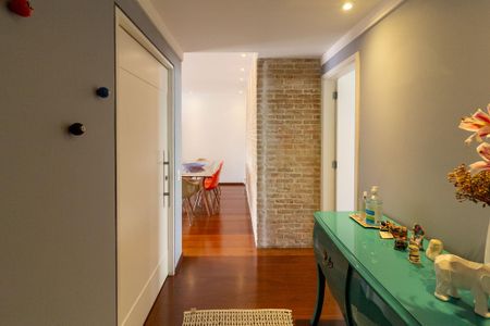 Apartamento à venda com 180m², 2 quartos e 2 vagasHall de distribuição