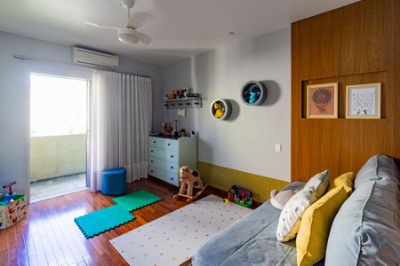 Apartamento à venda com 180m², 2 quartos e 2 vagasSuíte 2