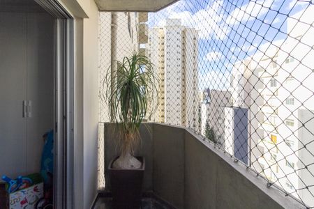 Apartamento à venda com 180m², 2 quartos e 2 vagasSuíte 2 Varanda