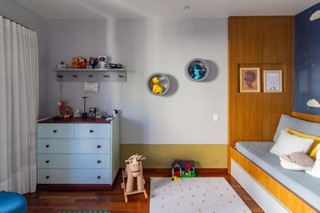 Apartamento à venda com 180m², 2 quartos e 2 vagasSuíte 2