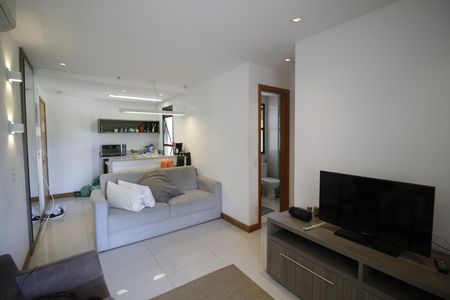 Sala de apartamento para alugar com 1 quarto, 40m² em Jacarepaguá, Rio de Janeiro