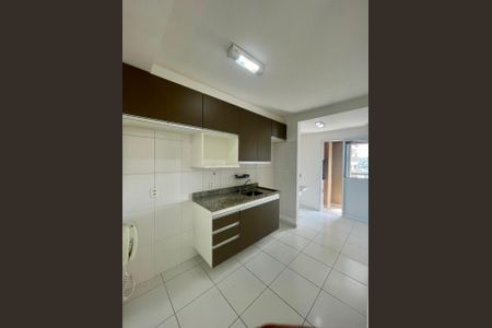 Cozinha de apartamento à venda com 2 quartos, 60m² em Alphaville Residencial Um, Barueri