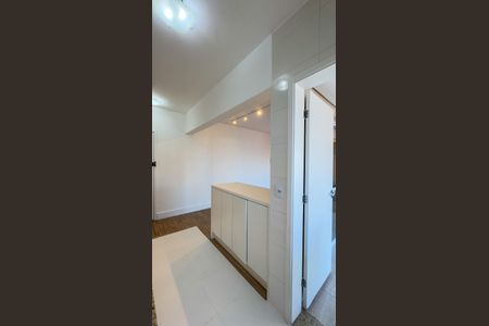 Apartamento para alugar com 70m², 2 quartos e 2 vagasCozinha e Área de Serviço