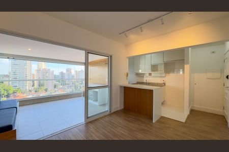Sala de apartamento para alugar com 2 quartos, 70m² em Campo Belo, São Paulo