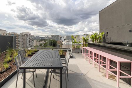 Studio para alugar com 24m², 1 quarto e sem vaga Studio para alugar com 24m², 1 quarto e sem vagaÁrea comum - Skybar