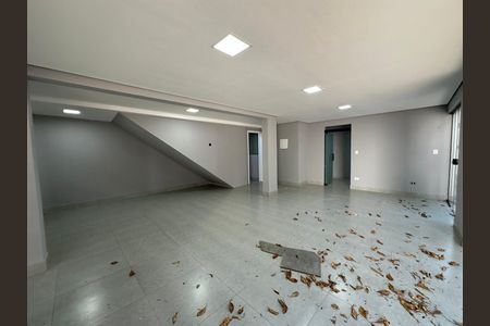 Casa de condomínio para alugar com 400m², 4 quartos e 2 vagas Casa de condomínio para alugar com 400m², 4 quartos e 2 vagasSalão de Festas