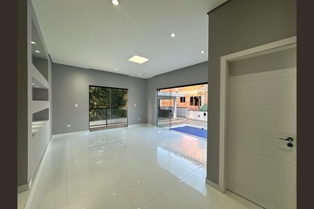 Casa de condomínio para alugar com 400m², 4 quartos e 2 vagas Casa de condomínio para alugar com 400m², 4 quartos e 2 vagasSala
