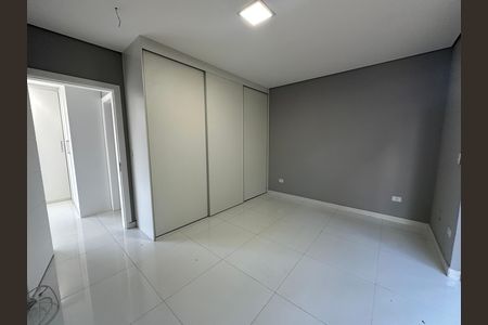 Casa de condomínio para alugar com 400m², 4 quartos e 2 vagas Casa de condomínio para alugar com 400m², 4 quartos e 2 vagasQuarto 2