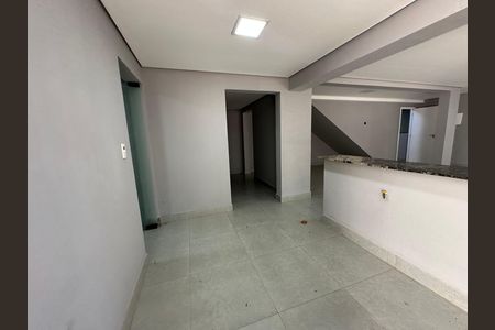 Casa de condomínio para alugar com 400m², 4 quartos e 2 vagas Casa de condomínio para alugar com 400m², 4 quartos e 2 vagasÁrea de Serviço