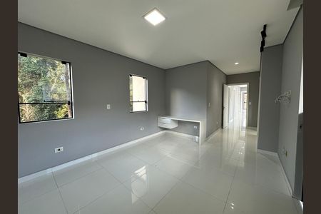 Casa de condomínio para alugar com 400m², 4 quartos e 2 vagas Casa de condomínio para alugar com 400m², 4 quartos e 2 vagasSuíte 2