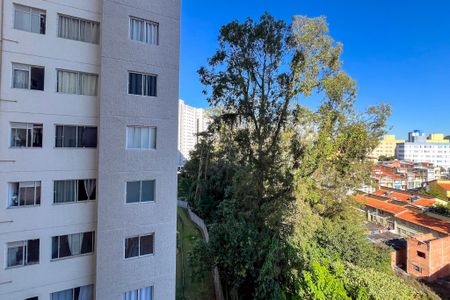 Apartamento para alugar com 42m², 2 quartos e sem vaga Apartamento para alugar com 42m², 2 quartos e sem vagaVista do Quarto 2