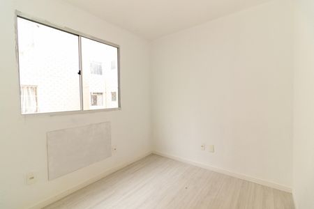 Quarto 2 de apartamento para alugar com 2 quartos, 43m² em Padre Miguel, Rio de Janeiro