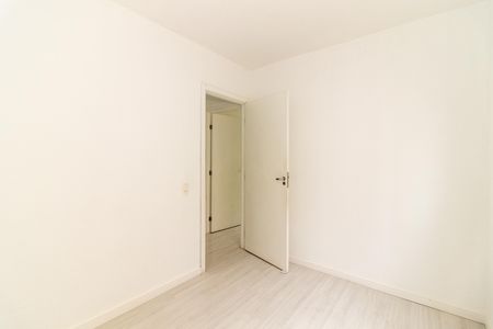 Quarto 2 de apartamento para alugar com 2 quartos, 43m² em Padre Miguel, Rio de Janeiro