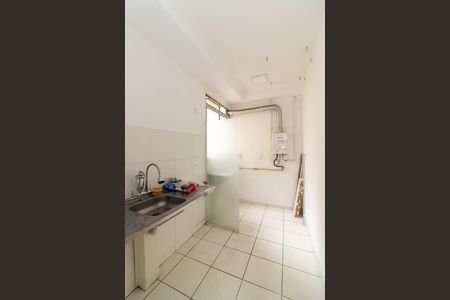 Apartamento para alugar com 43m², 2 quartos e 1 vaga Apartamento para alugar com 43m², 2 quartos e 1 vagaCozinha e Área de Serviço