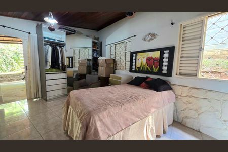 Casa de condomínio à venda com 1050m², 3 quartos e 2 vagas Casa de condomínio à venda com 1050m², 3 quartos e 2 vagasQuarto 1